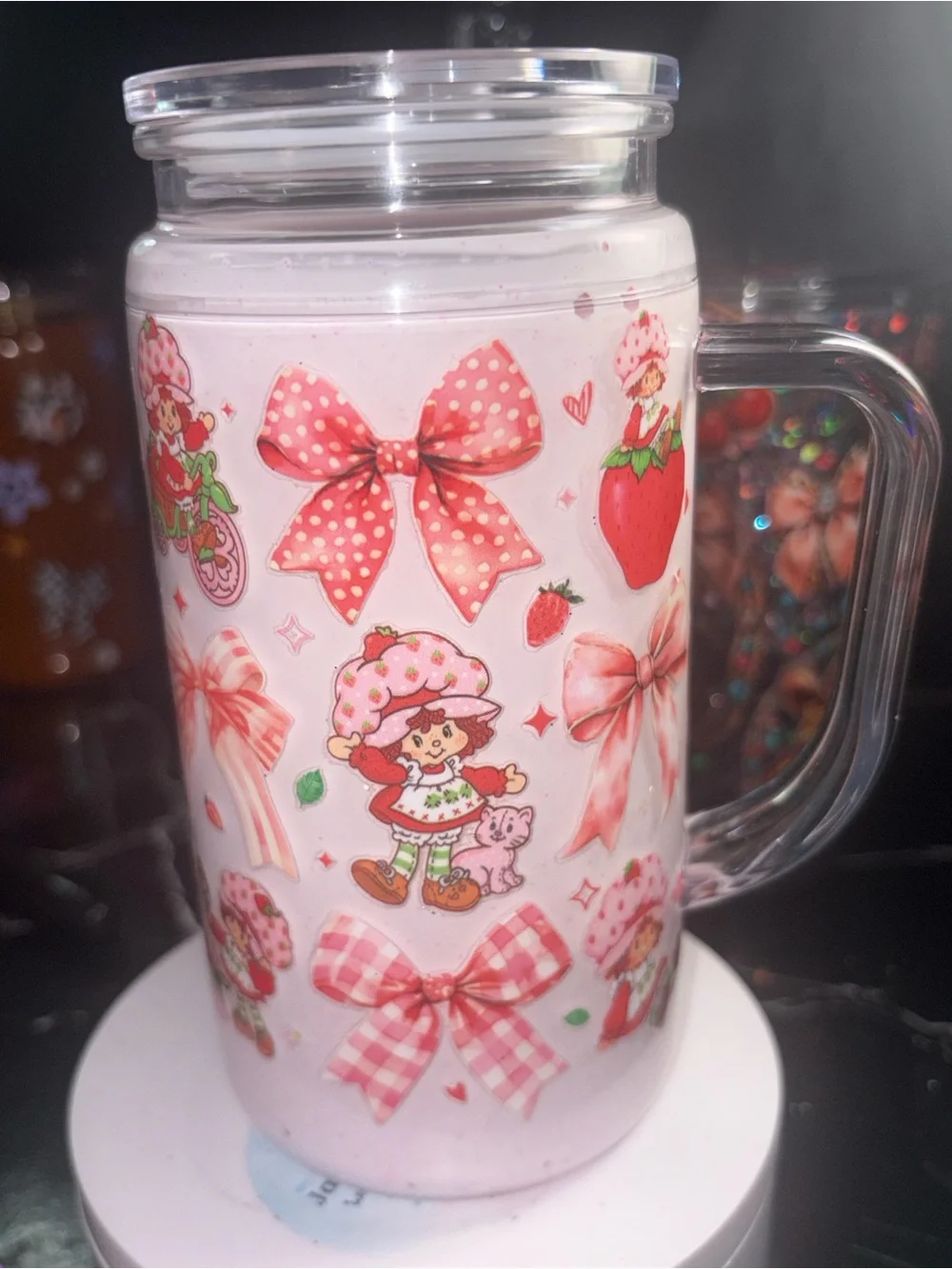 PLASTIC strawberrry shortcake Mug with Handle